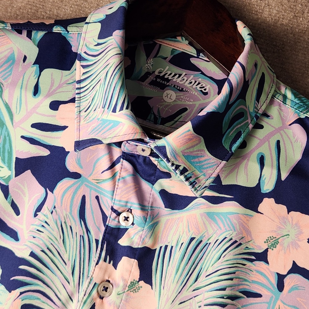 Chubbies Polo Shirt Mens XL Blue Pink Tropical Floral Palm Leaf Performance